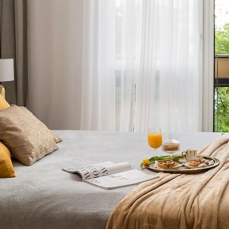 Gold Premium Central Suite 950 M To Central Station Parking 华沙 外观 照片