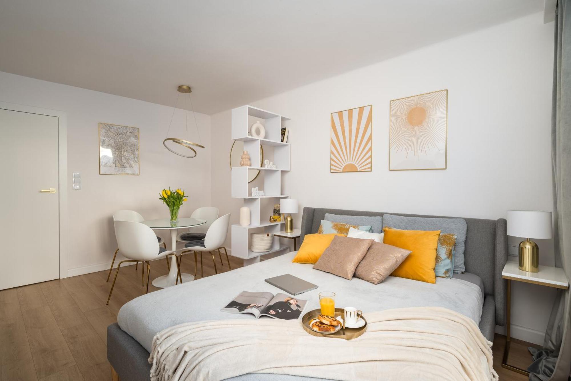 Gold Premium Central Suite 950 M To Central Station Parking 华沙 外观 照片