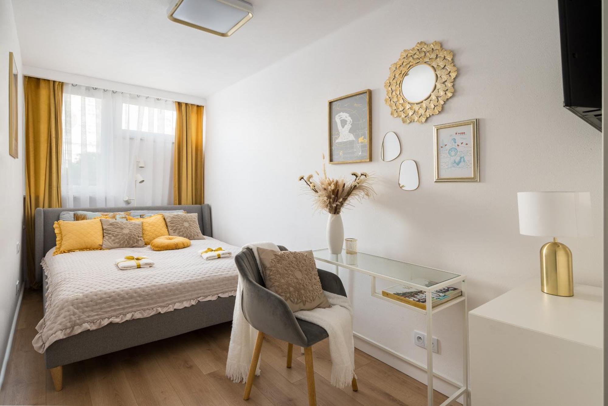 Gold Premium Central Suite 950 M To Central Station Parking 华沙 外观 照片