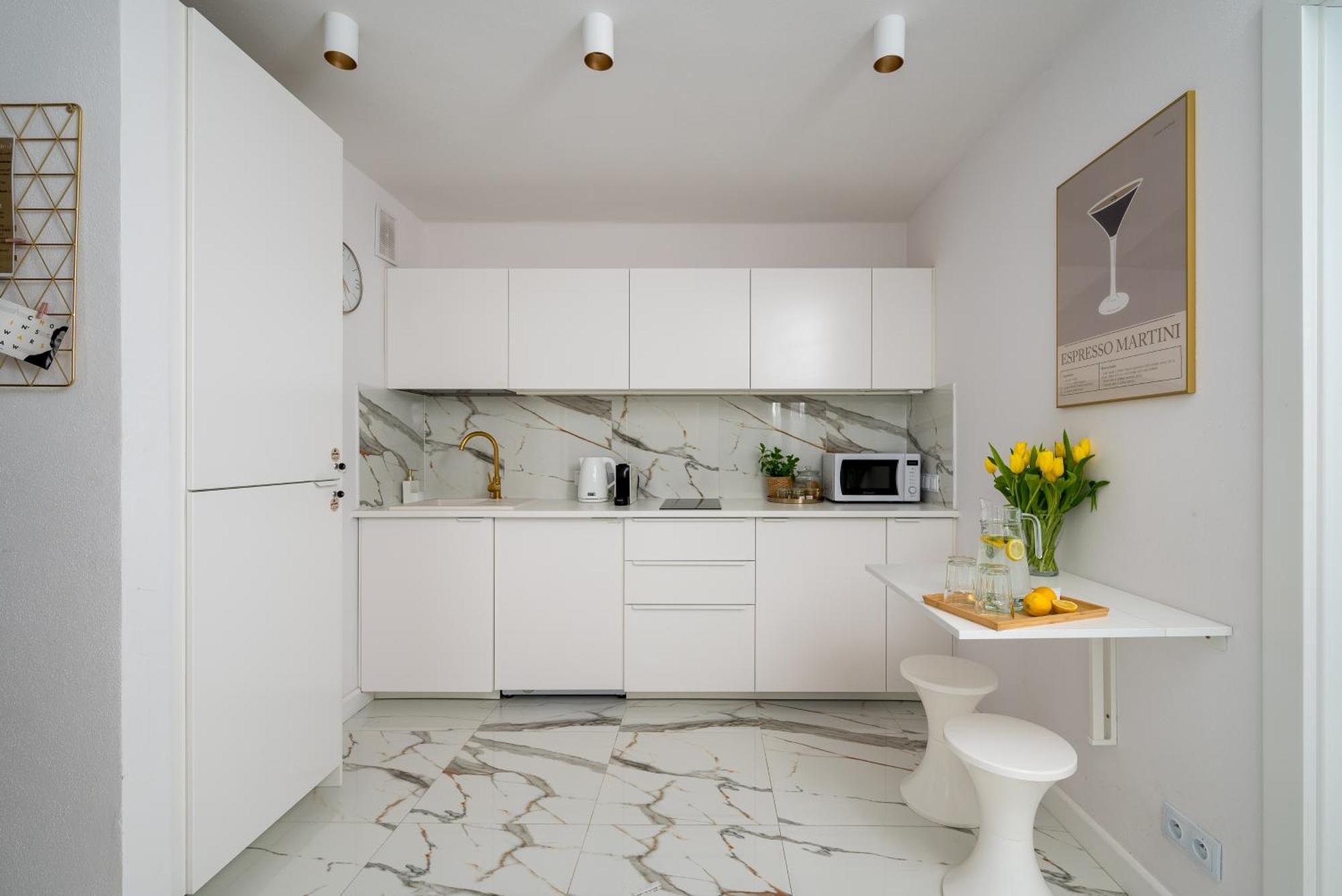 Gold Premium Central Suite 950 M To Central Station Parking 华沙 外观 照片